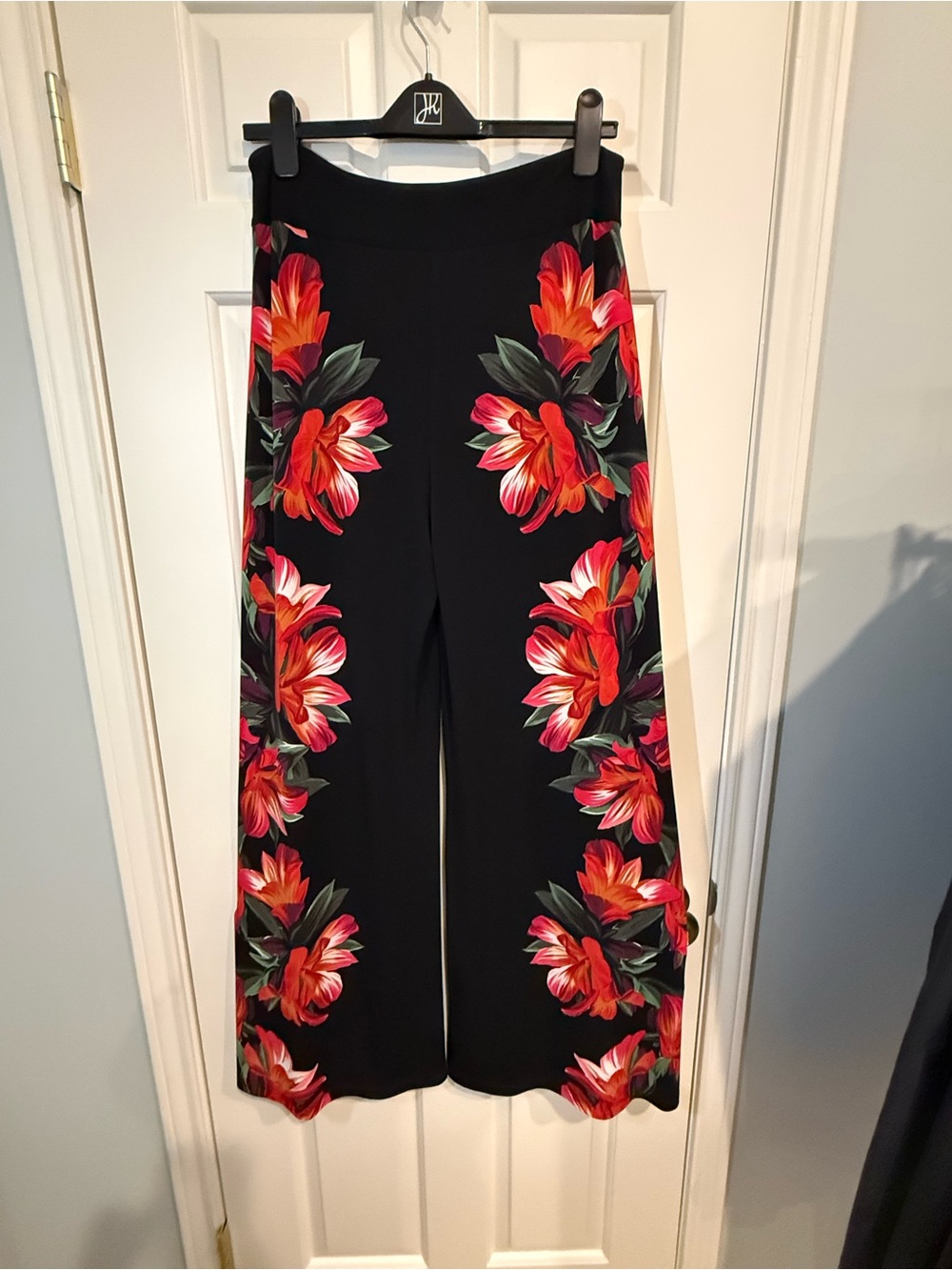 Joseph Ribkoff Black Wide-Leg Pants with Red Floral Panels